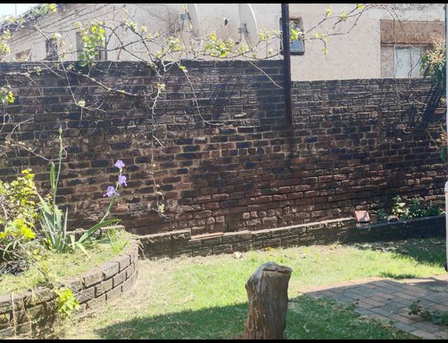 3 BEDROOM FREESTANDING FOR SALE IN GERMISTON SOUTH